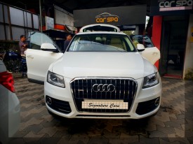 AUDI