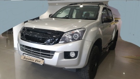 Isuzu V Cross