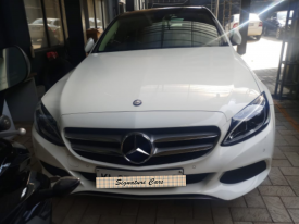 Mercedes Benz C220d