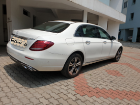 MERCEDES BENZ E220d